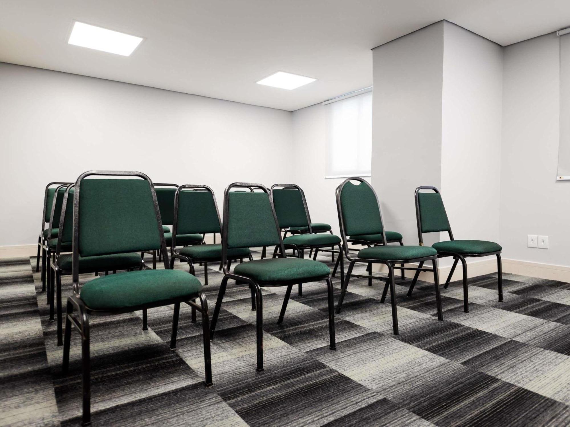 Ibis Styles Belem Hangar Zewnętrze zdjęcie